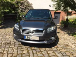 Grau Gebraucht 2012 Toyota RAV4 Executive SUV | 11.500 € (Fairer Preis)