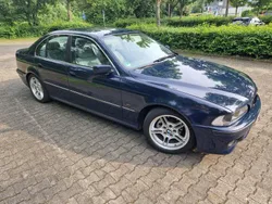 Blau Gebraucht 1998 BMW 520 Limousine | 4.900 € (Teuer)