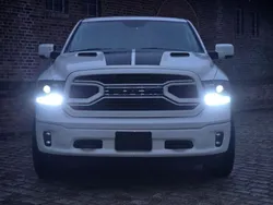 Weiß Gebraucht 2017 Dodge Ram Abholung | 35.990 € (Fairer Preis)