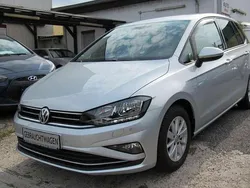 Silber Gebraucht 2018 VW Golf Sportsvan Highline Van / Kleinbus | 17.900 € (Guter Preis)