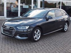 Grau Gebraucht 2023 Audi A4 Kombi | 28.298 € (Fairer Preis)
