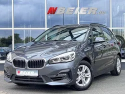 Grau (mineralgrau metallic) Gebraucht 2020 BMW 218 Advantage Van / Kleinbus | 17.990 € (Guter Preis)