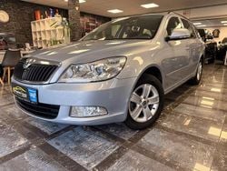 Blau Gebraucht 2010 Skoda Octavia Impuls Edition Kombi | 4.950 € (Fairer Preis)