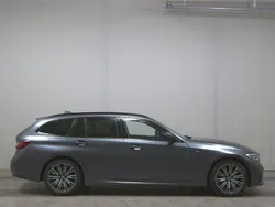 Grau Gebraucht 2021 BMW 320 M Sport Kombi | 21.380 € (Superpreis)