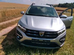 Silber Gebraucht 2022 Dacia Sandero Expression Kleinwagen | 15.000 € (Guter Preis)