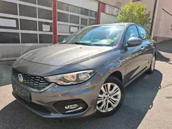 Grau Gebraucht 2017 Fiat Tipo Lounge Limousine | 6.900 € (Etwas zu teuer)