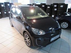Deep black perleffekt Gebraucht 2022 VW e-up! Style Kleinwagen | 14.988 € (Fairer Preis)