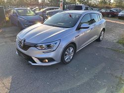Silber Gebraucht 2019 Renault Mégane GrandTour Business Kombi | 12.980 € (Fairer Preis)