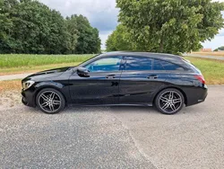 Schwarz Gebraucht 2019 Mercedes CLA200 Shooting Brake Kombi | 18.700 € (Guter Preis)
