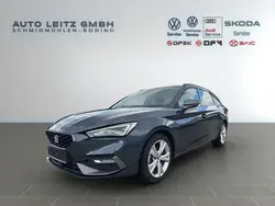 Grau Gebraucht 2024 Seat Leon ST FR Kombi | 24.960 € (Superpreis)