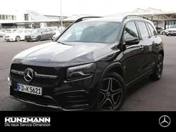 Kosmosschwarz metallic Gebraucht 2025 Mercedes GLB200 AMG SUV | 46.890 € (Etwas zu teuer)
