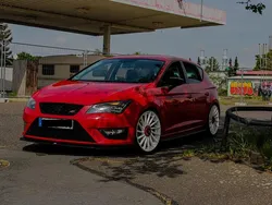 Rot Gebraucht 2013 Seat Leon SC FR Kleinwagen | 7.000 € (Guter Preis)