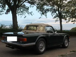 Grün Gebraucht 1974 Triumph TR6 Cabrio | 27.400 €