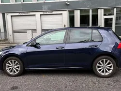 Blau Gebraucht 2015 VW Golf VII Limousine | 8.999 € (Guter Preis)
