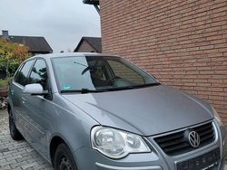 Grau Gebraucht 2007 VW Polo Kleinwagen | 2.500 € (Fairer Preis)