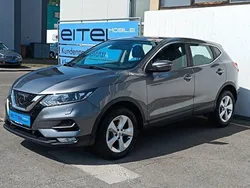 Grau (gun metallic (m)) Gebraucht 2018 Nissan Qashqai Acenta SUV | 16.750 € (Fairer Preis)