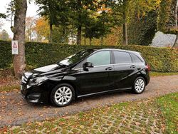 Schwarz Gebraucht 2018 Mercedes B200 Van / Kleinbus | 7.490 € (Teuer)