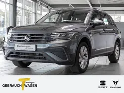 Grau Gebraucht 2022 VW Tiguan Allspace Life SUV | 30.260 € (Fairer Preis)