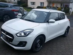 Weiß Gebraucht 2020 Suzuki Swift Kleinwagen | 13.200 €