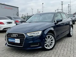 Cosmos blue, metallic Gebraucht 2016 Audi A3 Sportback Design Limousine | 14.950 € (Etwas zu teuer)