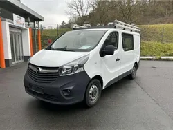 Weiss Gebraucht 2017 Opel Vivaro Van | 12.990 € (Fairer Preis)
