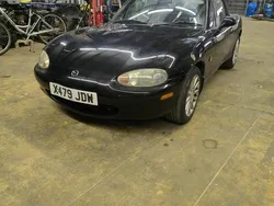 Schwarz Gebraucht 2000 Mazda MX5 Edition Cabrio | 5.000 €