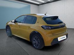 Gelb Gebraucht 2021 Peugeot e-208 Allure Kleinwagen | 16.999 € (Fairer Preis)