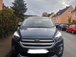 Blau Gebraucht 2019 Ford Kuga SUV | 16.400 € (Fairer Preis)