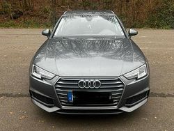 Grau Gebraucht 2019 Audi A4 Kombi | 18.600 € (Fairer Preis)