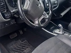 Silber Gebraucht 2021 Mitsubishi Outlander P-HEV Basis SUV | 19.350 € (Fairer Preis)