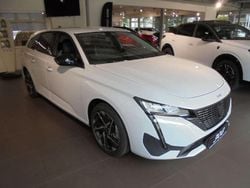 Okenitweiss Gebraucht 2024 Peugeot 308 Allure Kombi | 24.980 € (Guter Preis)