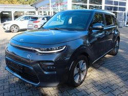 Grau Gebraucht 2021 Kia Soul EV Spirit SUV | 16.990 € (Teuer)