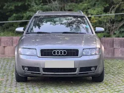 Grau Gebraucht 2003 Audi A4 Kombi | 1.850 € (Fairer Preis)