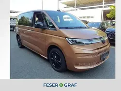Copper bronze metallic Gebraucht 2022 VW Multivan Van / Kleinbus | 43.408 € (Guter Preis)