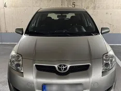Silber Gebraucht 2009 Toyota Auris Kleinwagen | 5.899 € (Etwas zu teuer)