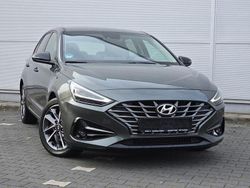 Grau Gebraucht 2021 Hyundai i30 Edition 30+ Limousine | 15.900 € (Fairer Preis)