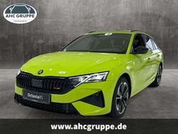 Gruen Gebraucht 2025 Skoda Octavia RS Kombi | 40.650 € (Guter Preis)
