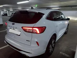 Weiß Gebraucht 2022 Ford Kuga SUV | 23.250 € (Guter Preis)