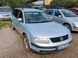 Silber Gebraucht 1999 VW Passat Kombi | 900 € (Guter Preis)