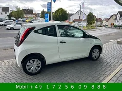 Weiß Gebraucht 2019 Toyota Aygo Kleinwagen | 4.750 € (Fairer Preis)