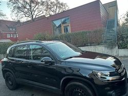 Schwarz Gebraucht 2012 VW Tiguan SUV | 7.800 € (Guter Preis)