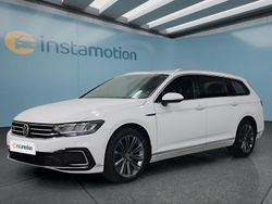 Weiß Gebraucht 2021 VW Passat Kombi | 22.299 € (Fairer Preis)