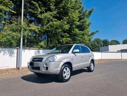 Grau Gebraucht 2008 Hyundai Tucson GLS SUV | 4.000 € (Fairer Preis)