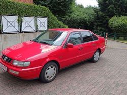 Rot Gebraucht 1995 VW Passat Limousine | 1.999 €