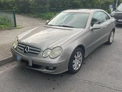 Grau Gebraucht 2007 Mercedes CLK200 Elegance Coupé | 7.999 € (Fairer Preis)