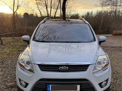 Weiß Gebraucht 2009 Ford Kuga Titanium SUV | 7.500 € (Etwas zu teuer)