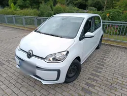 Weiß Gebraucht 2021 VW up! Kleinwagen | 6.999 € (Guter Preis)