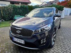 Grau Gebraucht 2017 Kia Sorento Platinum Edition SUV | 18.000 € (Fairer Preis)