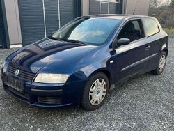 Navy blau met. Gebraucht 2004 Fiat Stilo Limousine | 490 € (Superpreis)