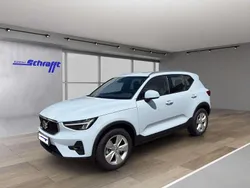 Cloud blue, solid / solid Gebraucht 2024 Volvo XC40 Core SUV | 35.990 € (Guter Preis)